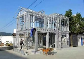 裝配式鋼結構農房建設持續推進，規?；l展還需多方發力